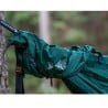 Ticket To The Moon Lightest Pro Hammock Forest Green - die Hülle wird beim Aufbau einfach gen Abspannleine geschoben