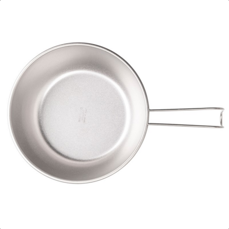 Blick in den Evernew Titanium Sierra Cup 680ml hinein