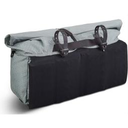 Gossamer Gear Piku Sling mit verstautem Hüftgurt und Befestigungsriemen für den Einsatz als Handlebar Pack