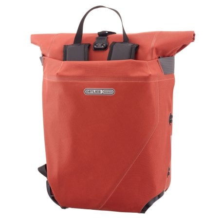 ORTLIEB Vario Plus 26L Tagesrucksack Dark Chili mit Flap vor den Schultergurten