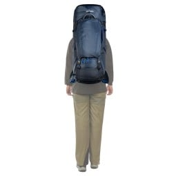 Tatonka Yukon 60+10 Rucksack Größenvergleich mit Model