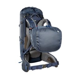 Tatonka Yukon 60+10 Rucksack mit Deckelfach vorne getragen