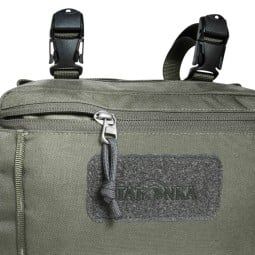 Tatonka Hip & Bar Pouch BC Stone Grey Olive Detailansicht vorderes Reißverschlussfach