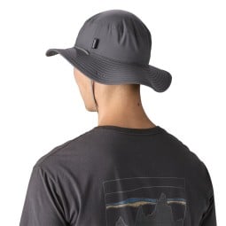 Patagonia Brimmer Hat Forge Grey getragen Rückansicht