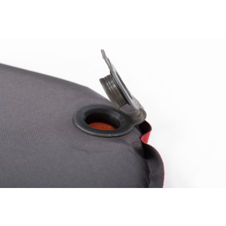 Exped Sim Comfort Duo 7.5 Isomatte Detailansicht geöffnetes Flachventil