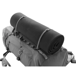 Exped Accessory Strap Ultral beispielhaft im Einsatz zur Befestigung einer Isomatte
