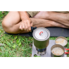 Evernew Ti Ultralight Mug Pot 900 mit anderem Kochgeschirr im Einsatz
