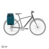 ORTLIEB Vario Lite 22L Tagesrucksack petrol am Fahrrad befestigt