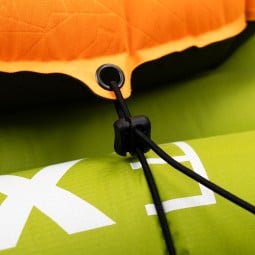 Enlightened Equipment Cloud 9 UL Pillow mit Befestigungsschnur für die Isomatte