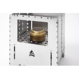 Bushcraft Essentials Universalrost Bushbox XXL+ als Halterung für Spiritusbrenner