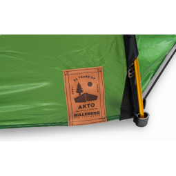 Leder Logo an der Seite des Hilleberg Akto 30 Jahre Anniversary Edition Zeltes