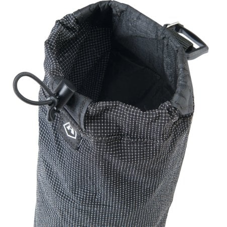 Hyperlite Mountain Gear Bottle Pocket mit Kordelzug zur Befestigung oben