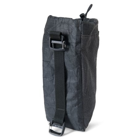 Rückseite Hyperlite Mountain Gear Bottle Pocket mit Befestigung
