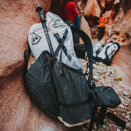 Hyperlite Mountain Gear Southwest 40 Rucksack traut sich auch in raues Gelände