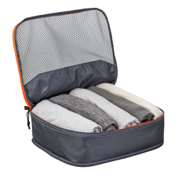 Gossamer Gear Compression Cubes Full mit Kleidung gefüllt