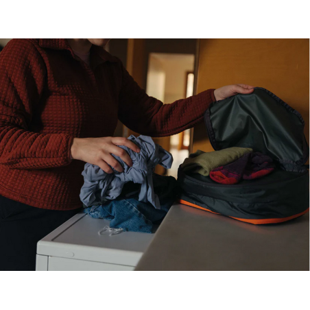 Gossamer Gear Dirty Clean Cube mit großen Öffnungen zum einfachen Bepacken