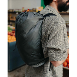 Gossamer Gear RikSak UL Daypack getragen