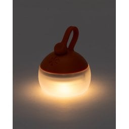 Snow Peak Rechargeable Mini Hozuki LED-Lampe eingeschaltet