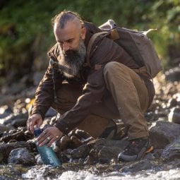Steinkauz Kapuzenraudi Lodenjacke Braun aus robustem Tuchloden