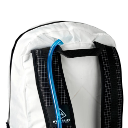 Hyperlite Mountain Gear Daybreak 22 Daypack mit Ausgang für eine Trinkblase
