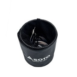 Soto Cozy 750 Isolierhülle mit Snow Peak Single Wall 600 Becher darin