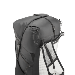Rab Veil XP 30 wasserdichter Rucksack in schwarz mit Rollverschluss