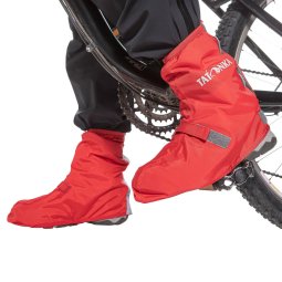 Tatonka Velo Gaiter Fahrrad Gamaschen im Einsatz mit offener Unterseite für deine Schuhsohlen