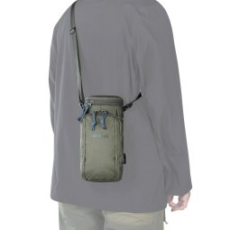 Tatonka Bottle Pouch 1l BC als Umhängetasche getragen