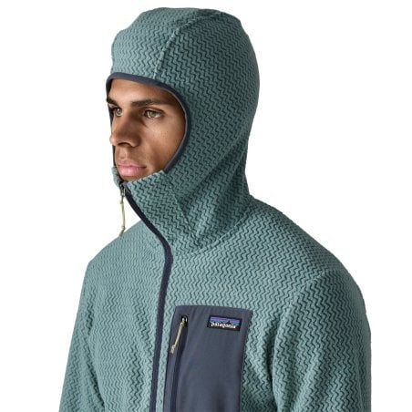 Patagonia R1 Air Full-Zip Hoody Herren Fleecejacke Blue Sage mit körpernah geschnittener Kapuze