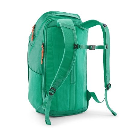 Rückseite Patagonia Black Hole Pack 32L Rucksack in der Farbe Aqua Stone