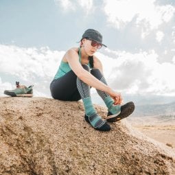 Darn Tough Light Hiker Micro Crew Socke Damen Aqua im Einsatz