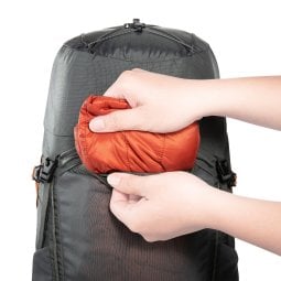 Tatonka Norix 27 Tagesrucksack mit Meshfach vorne für schnellen Zugriff auf Jacken o. ä.