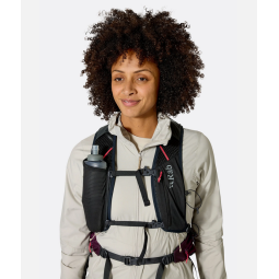 Rab Nitron 18 Tagesrucksack mit doppeltem Brustgurt, breiten Schultergurten und Taschen vorne
