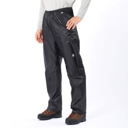 Montbell DRYTEC U.L. Rain Pants getragen in der Frontansicht
