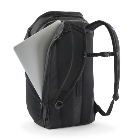 Patagonia Black Hole Pack 32L Rucksack Black mit Laptopfach hinten