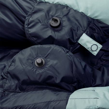 Wärmekragen mit Magnetverschluss am Mountain Equipment Classic 550 Daunenschlafsack