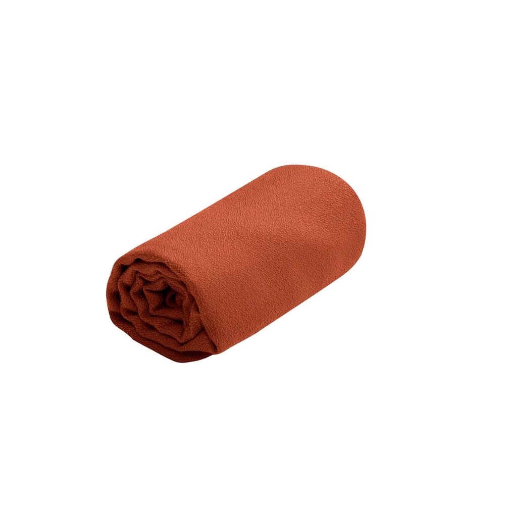 Sea to Summit Airlite Towel Reisehandtuch Picante Red zusammen gerollt