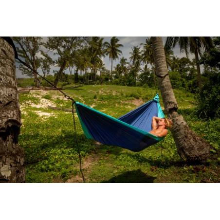 Ticket To The Moon Original Hammock Hängematte Royal Blue Turqouise TMO3914 im Einsatz