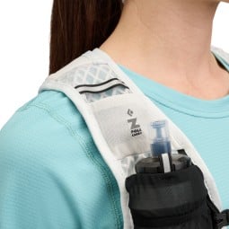 Black Diamond Distance 6 Hydration Vest mit kleiner Tasche für die Stockhalterung