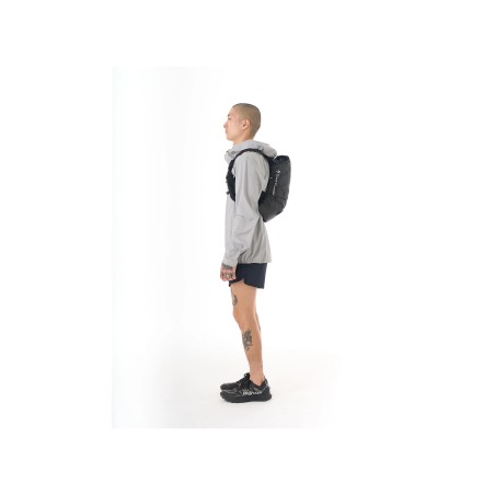 Black Diamond Distance 8 Backpack Black seitliche Ansicht