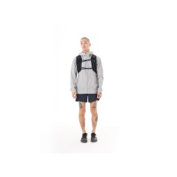 Black Diamond Distance 8 Backpack mit breiten Schulterträgern für Trinkflaschen