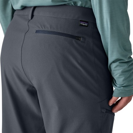 Patagonia Terravia Trail Pants mit Reißverschlusstasche auf der Rückseite