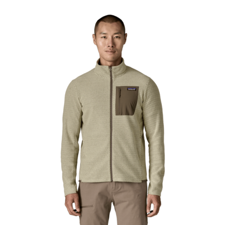 Patagonia R1 Air Jacket in Pelican an Modell mit 187 cm Größe in Gr. M