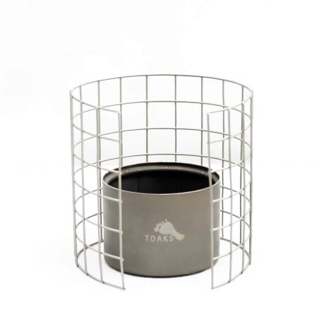 Toaks Stove Frame für Spiritusbrenner beispielhaft mit Siphon abgebildet