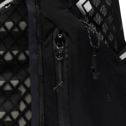 Black Diamond Distance 22 Backpack mit Reißverschlussfach und Signalpfeife