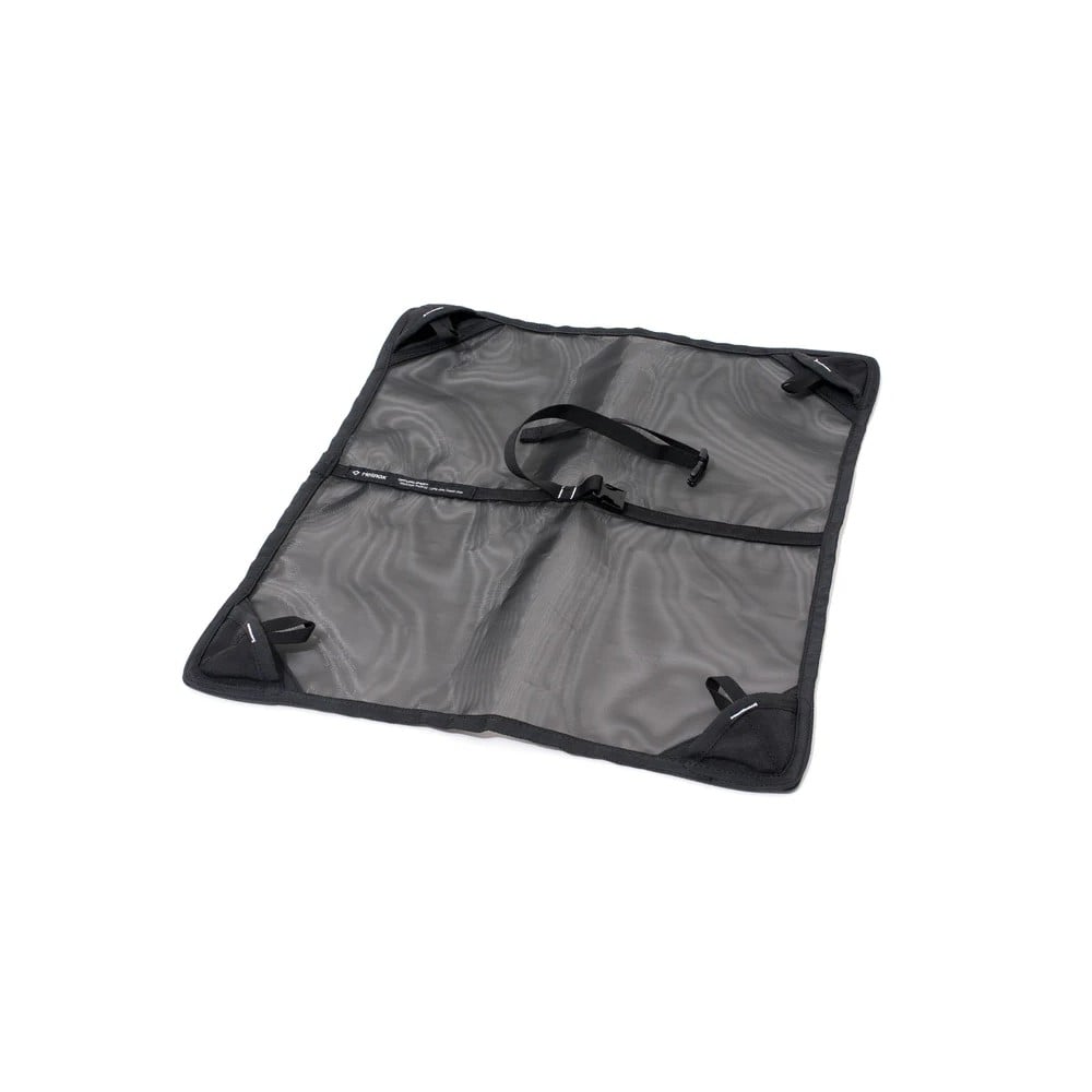 Helinox Groundsheet Einzelansicht mit verstärkten Ecken und mittiger Gurtband Befestigung