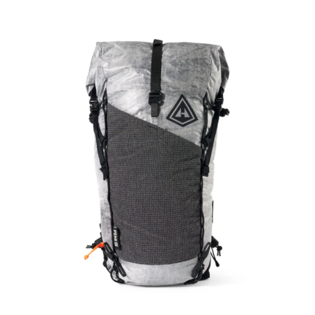 Hyperlite Mountain Gear Pemi 15 große Meshtasche an der Front