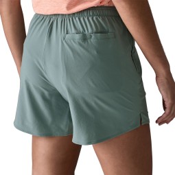 Patagonia Multi Trails Shorts Damen mit Druckknopftasche hinten