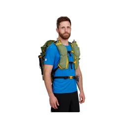 Ultimate Direction Fastpack 40 Rucksack getragener Rucksack von vorne betrachtet