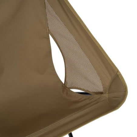 Helinox Sunset Chair (re) Coyote Tan Campingstuhl mit Meshbelüftung an der Seite